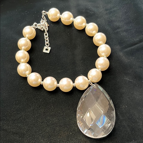 Valeska Silver Accent Beaded Elegant Pearl Necklace with Crystal Pendant - Picture 1 of 5